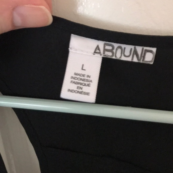 Flowy Tank - Picture 3 of 4